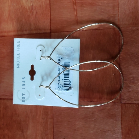 Goldtone Twizzler Earrings - Picture 1 of 6